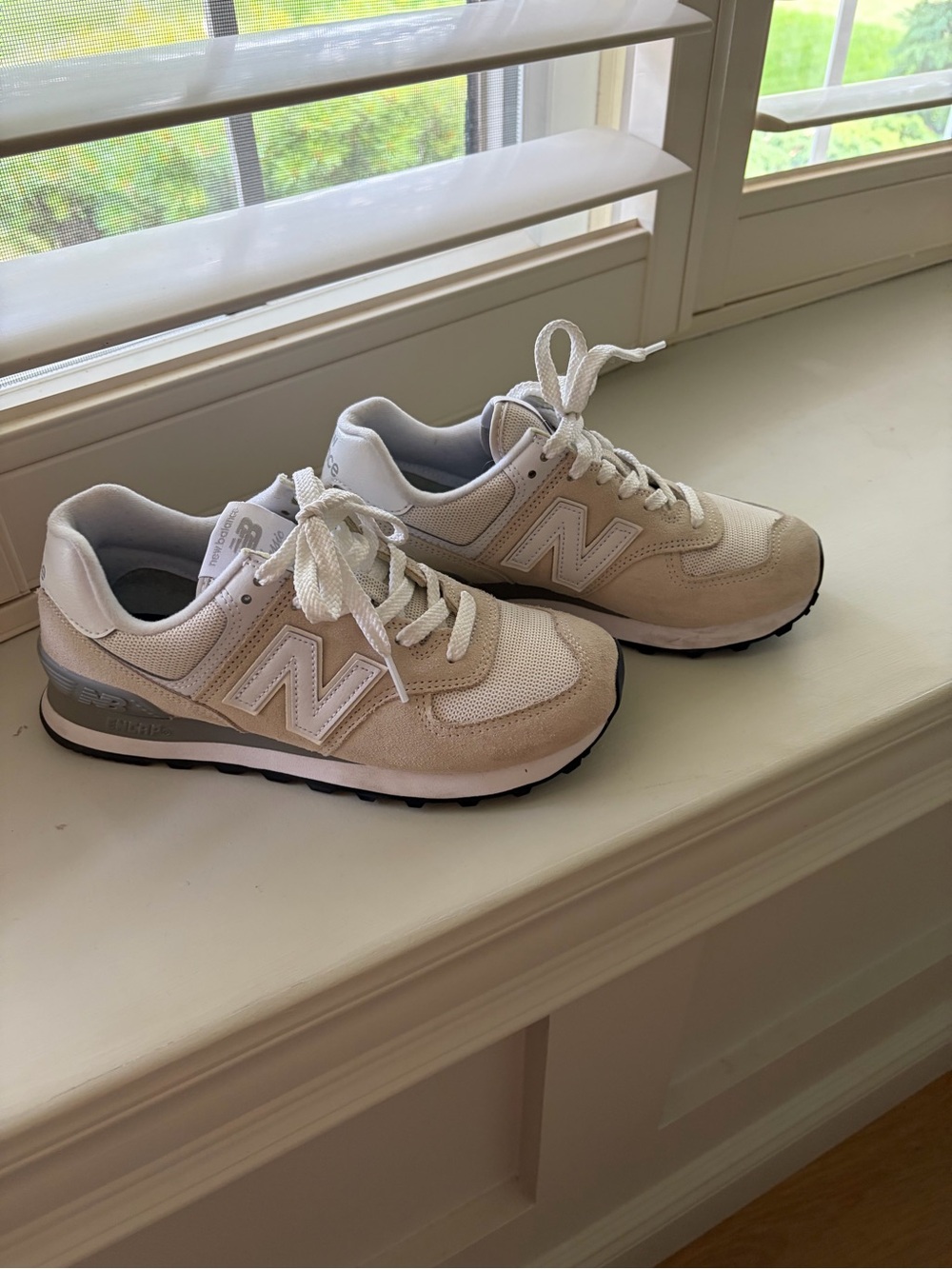 New Balance women 574 White and Cream Athletic Sneakers